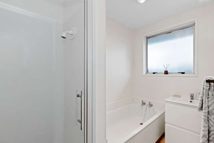 1/2 Ingrid Street Parklands_10