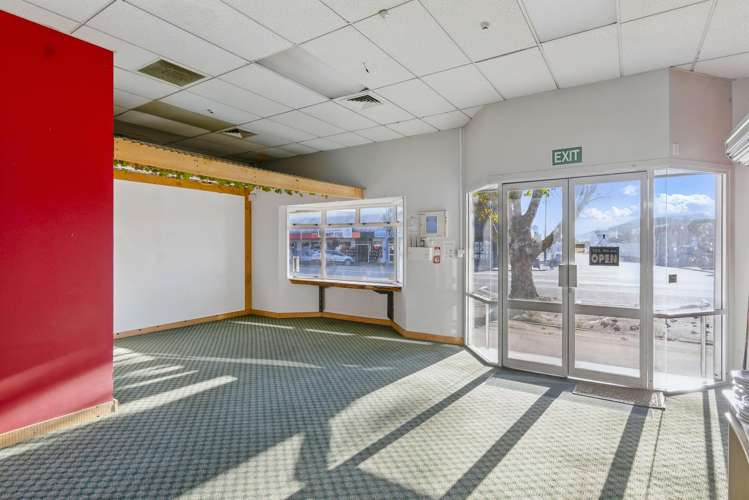 262 Oxford Street Levin_4