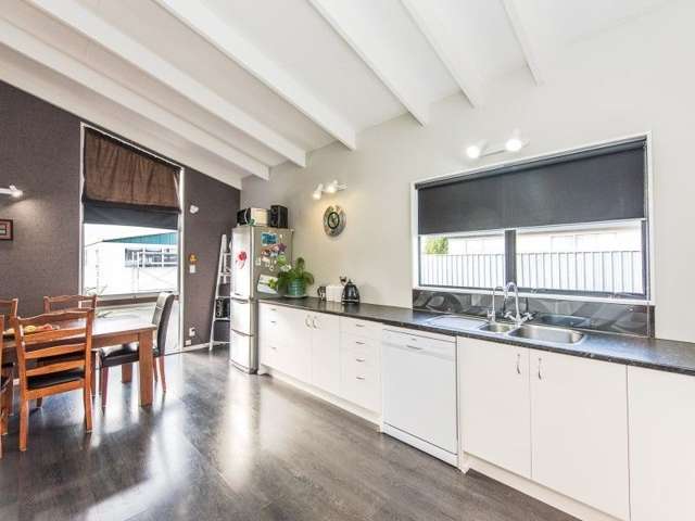 76 Somerset Road Springvale_4