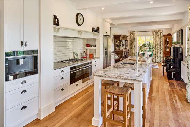 68 Cheviot Road, Lowry Bay Eastbourne_2