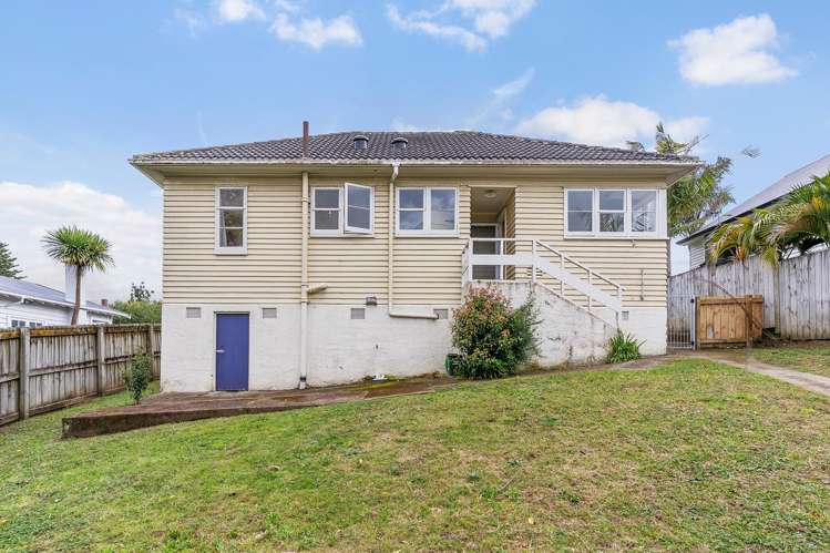 32 Montrose Street Point Chevalier_11