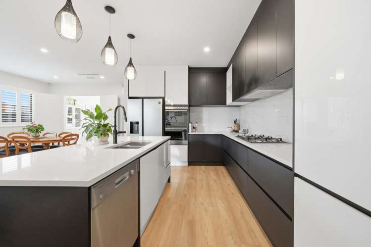 11 Black Shed Road Flat Bush_6