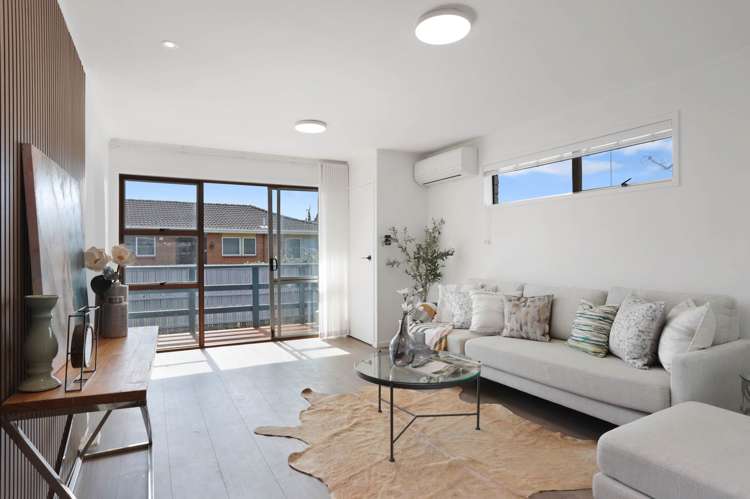 2/45 Blacklock Avenue_4