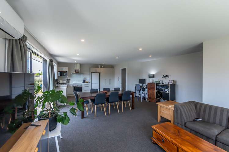 6 Berg Way Belfast_8