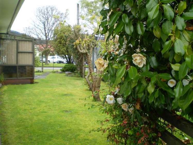 2 Lucas Street Reefton_8