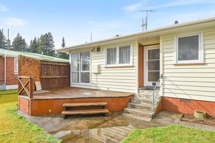 3 Werrina Crescent Mangakakahi_11