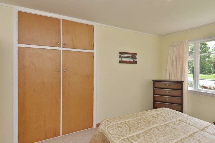 76 High Street Leeston_12