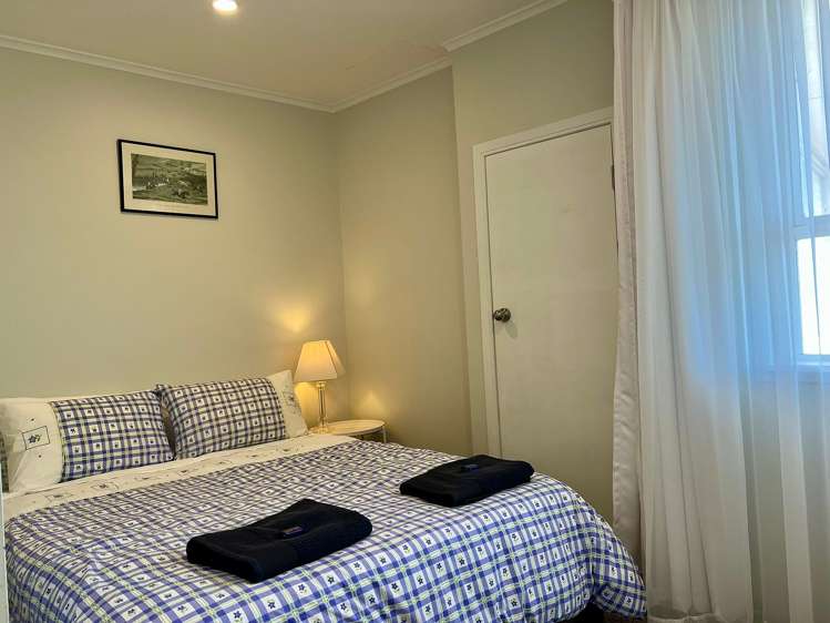 2/2 Olsen Avenue Hillsborough_8