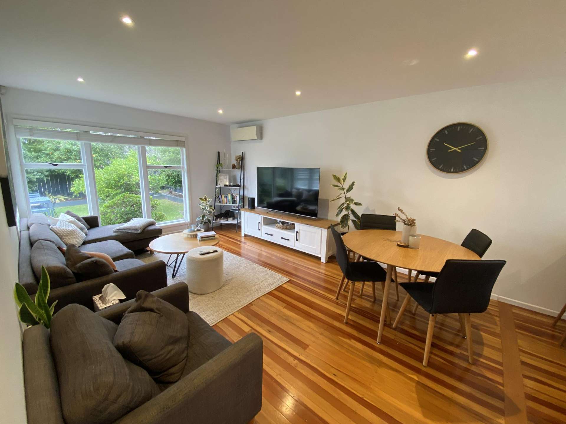 44 Flanshaw Road Te Atatu South_0