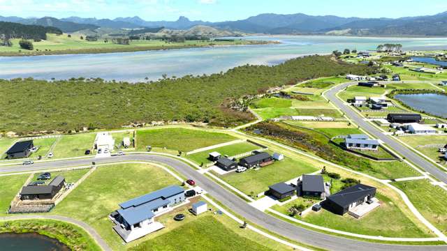 172 Kopani Road Matarangi_1