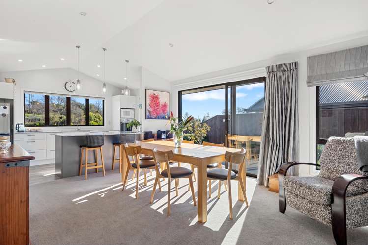 29 Cupola Crescent Richmond_5