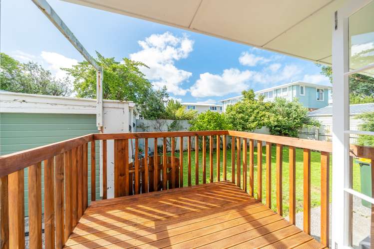 2/32 Bay Street Petone_20