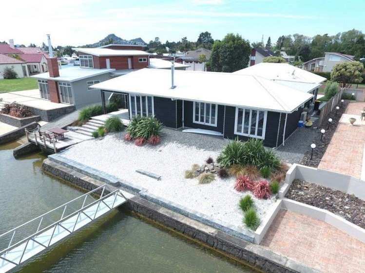 133 Motu Capri Pauanui_13