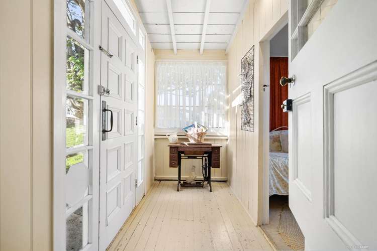 615 Blockhouse Bay Road Blockhouse Bay_11