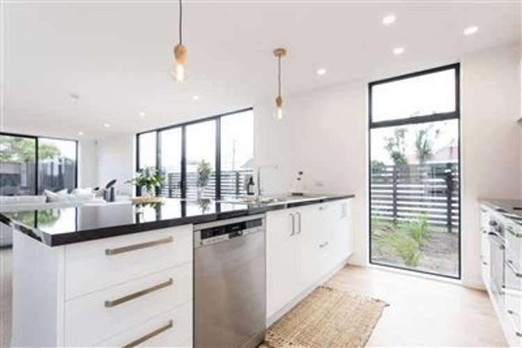 2/12 Southey Street Sydenham_5