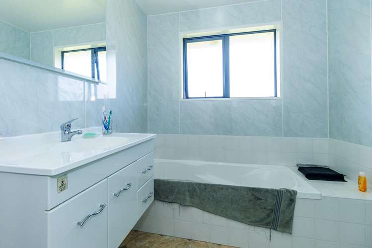 46 Lucks Road Waimate_13