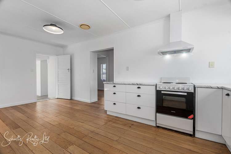 32 Bickerstaffe Road Maungaturoto_8