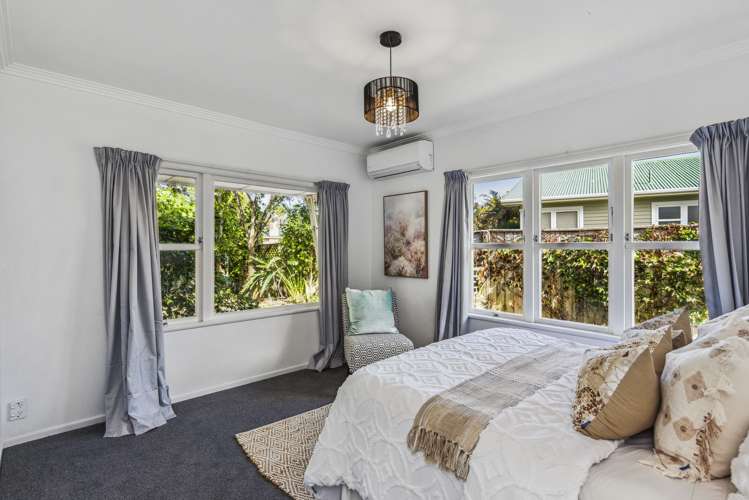 6 Walton Avenue Waikanae_11