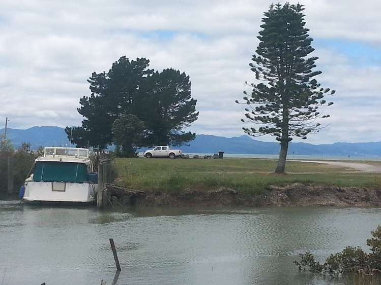 937 East Coast Road Kaiaua_14