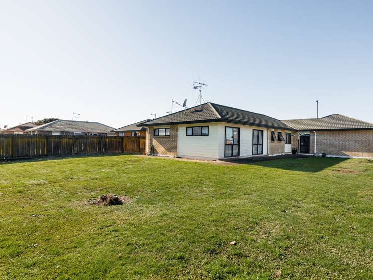 26 Farnborough Drive Nawton_14