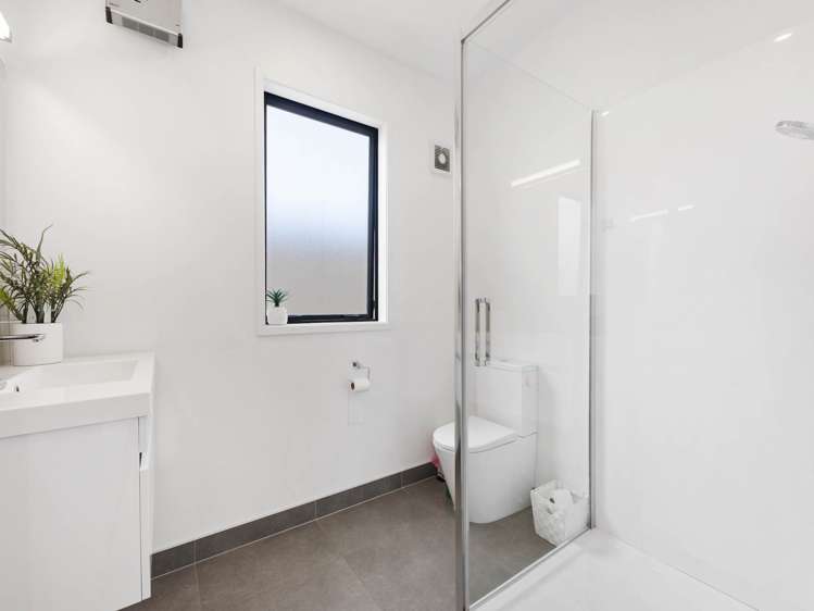 17C Cessna Crescent Mangere_10