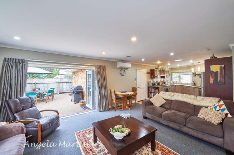 4 Barnes Court Roslyn_5