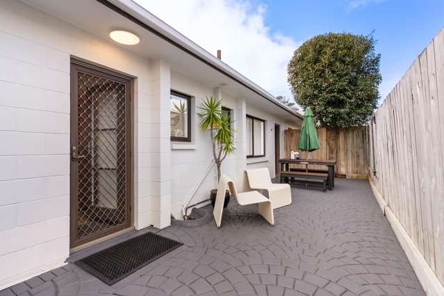 1/6 Pokapu Street Titirangi_2