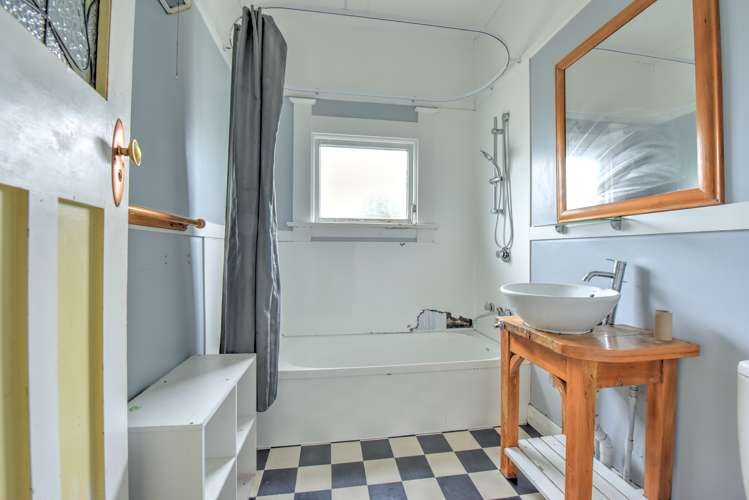 37 Huron Street Gore Surrounds_7