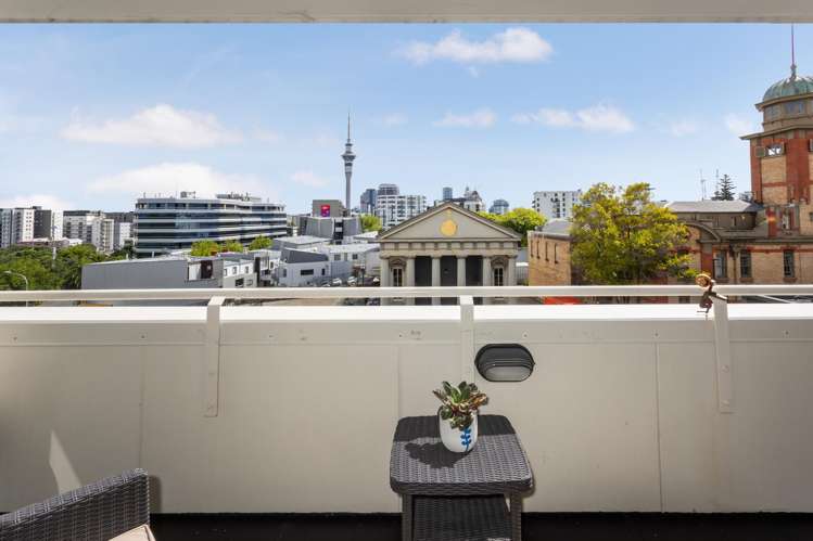 5B/22-28 Beresford Sqaure Auckland Central_1