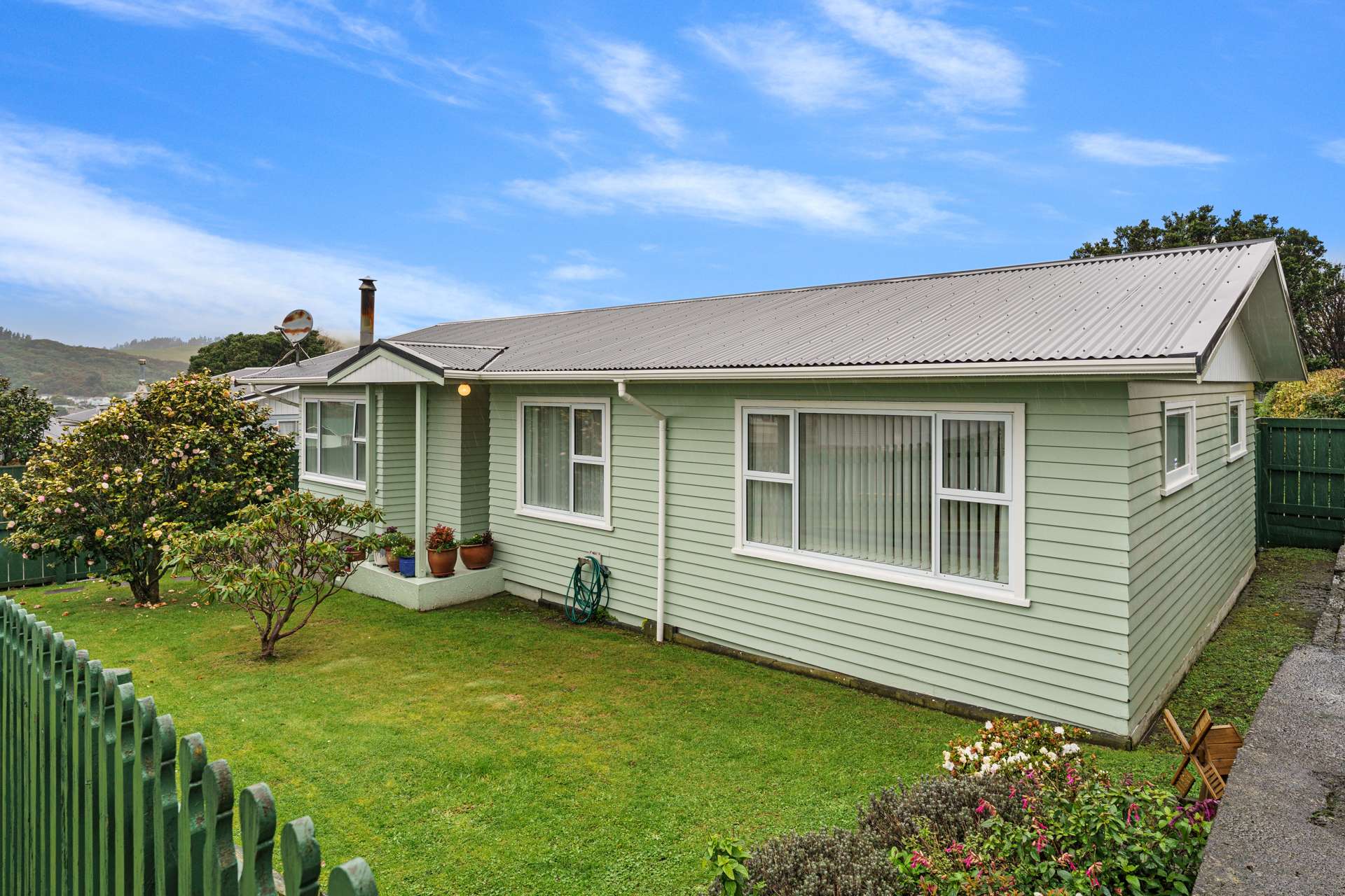 419 Warspite Avenue Ascot Park Porirua City Houses for Sale One