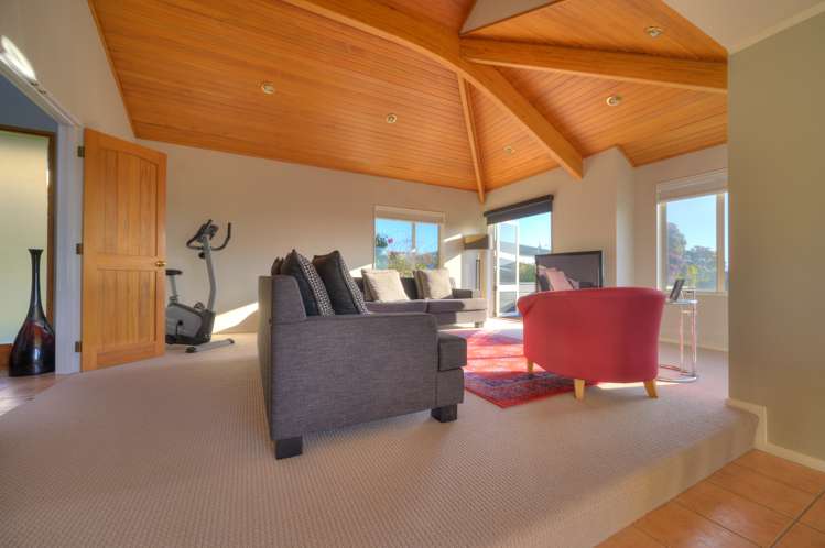 8 Ruffell Place Atawhai_7