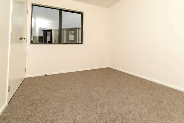 8/327 Glengarry Road Glen Eden_3