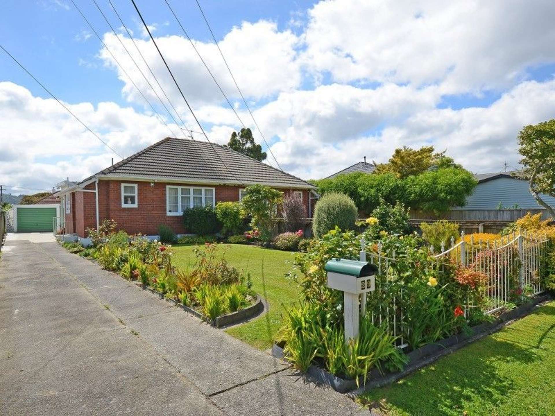 29 Thornycroft Avenue Epuni_0