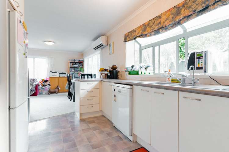 9 Hawkley Close Flat Bush_5