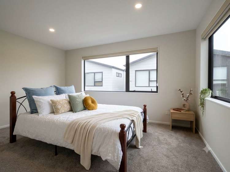 8A Baringa Place Botany_10