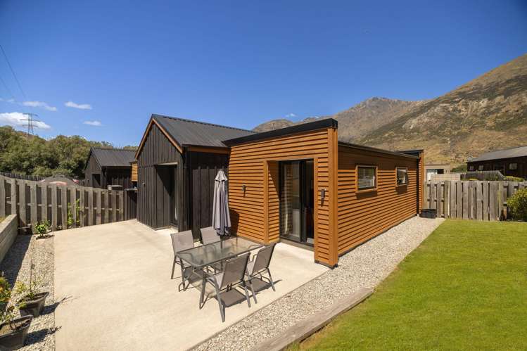 9 Huxley Place Dalefield/Wakatipu Basin_25