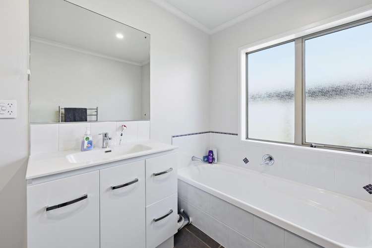 4 Baxendale Drive Matipo Heights_15