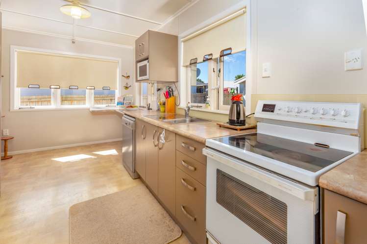 32 Lawrie Avenue Pukekohe_8