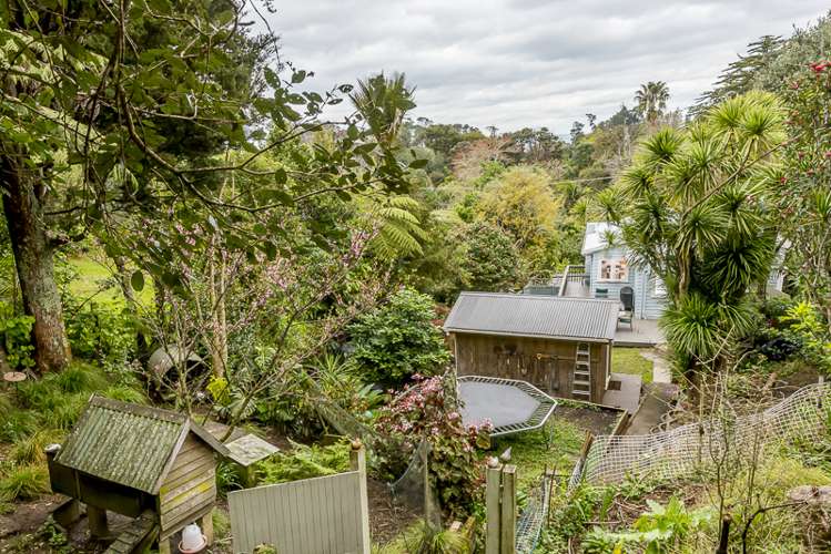 17 Laingholm Drive Laingholm_14