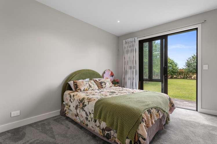 539 No. 10 Road Swannanoa_18