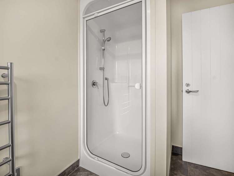 3 Hasendene Drive Lincoln_28