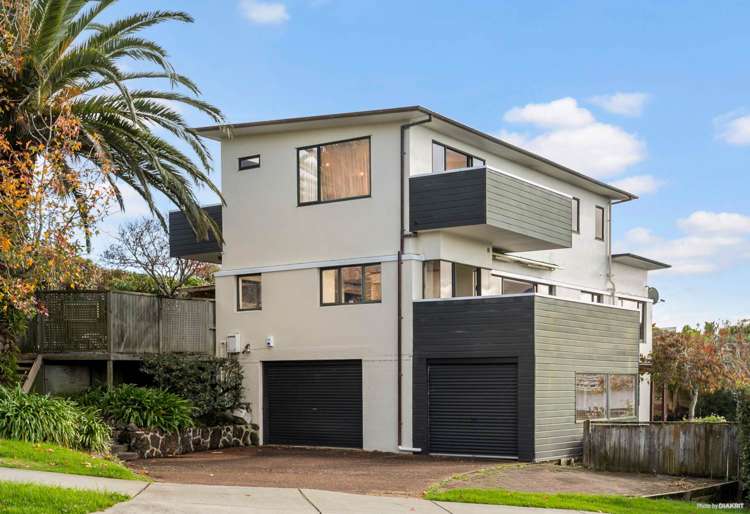 1 Thornhill Place_0