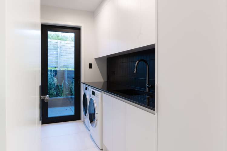 4 Maanihi Drive Rototuna North_17