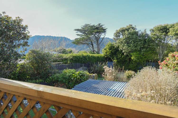 32 Domett Esplanade Cobden_10