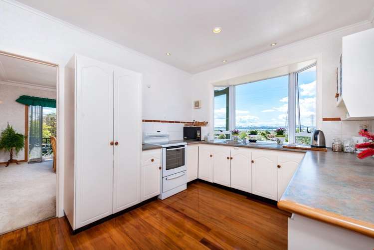 3 Wakeling Avenue Te Atatu South_8