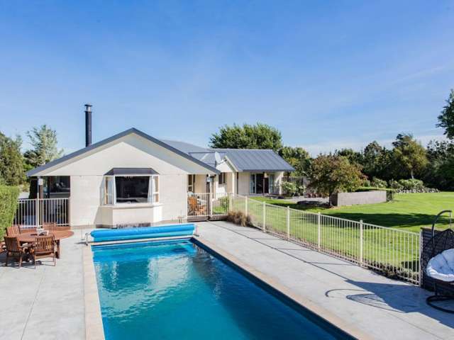 137 Smiths Road Leithfield_4