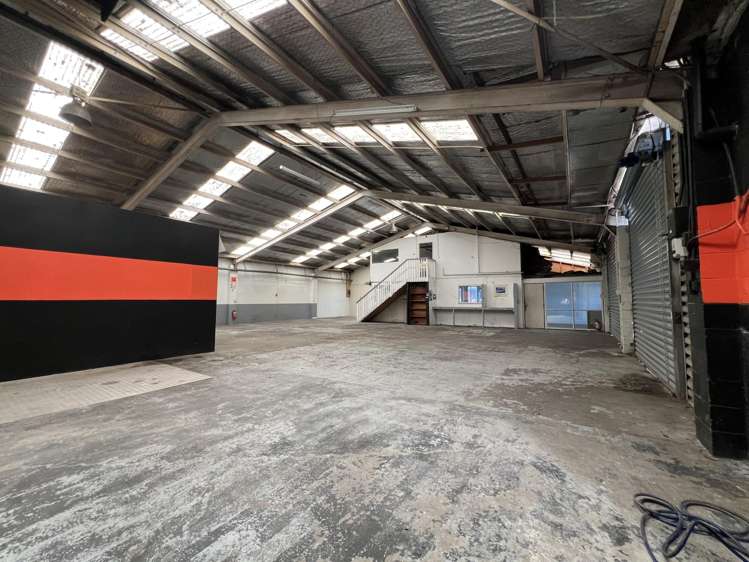 332-334 Church Street Penrose_6