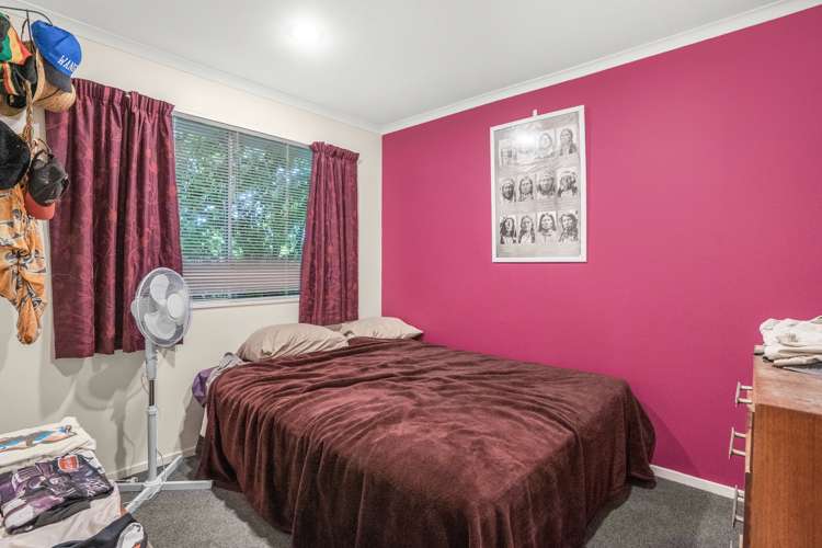 1/11 Topeka Grove Totara Park_6