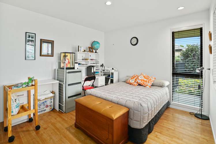 23 Liverpool Terrace Stoke_14