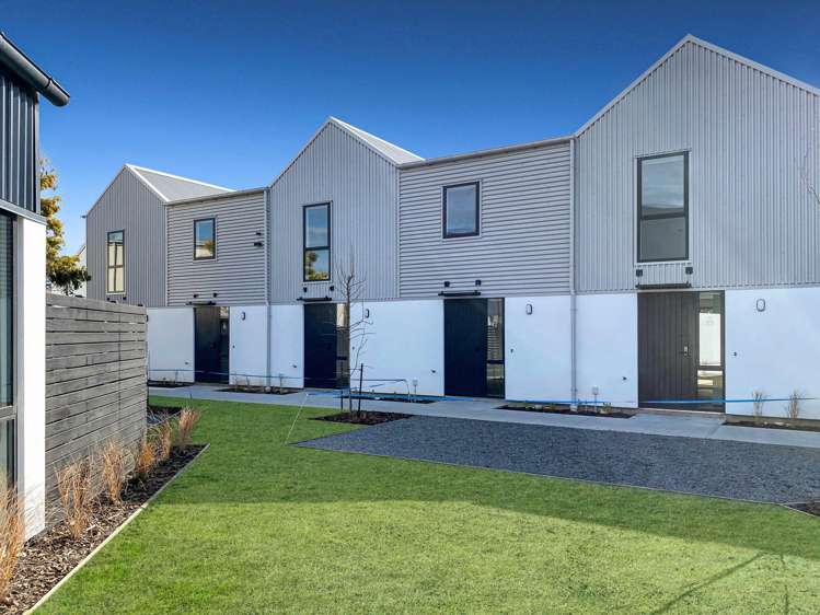 11/45 Dickens St Addington_15